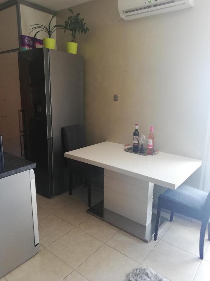 Alnea Apartment